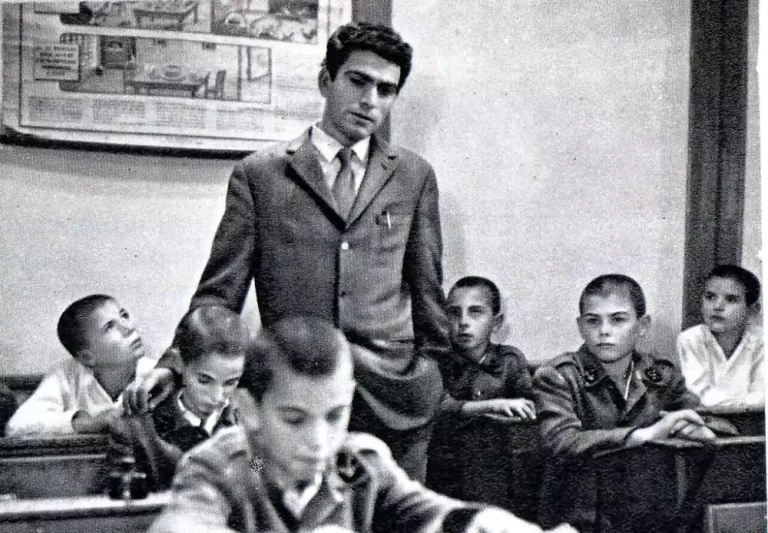 lulekuqet mbi mure 4k